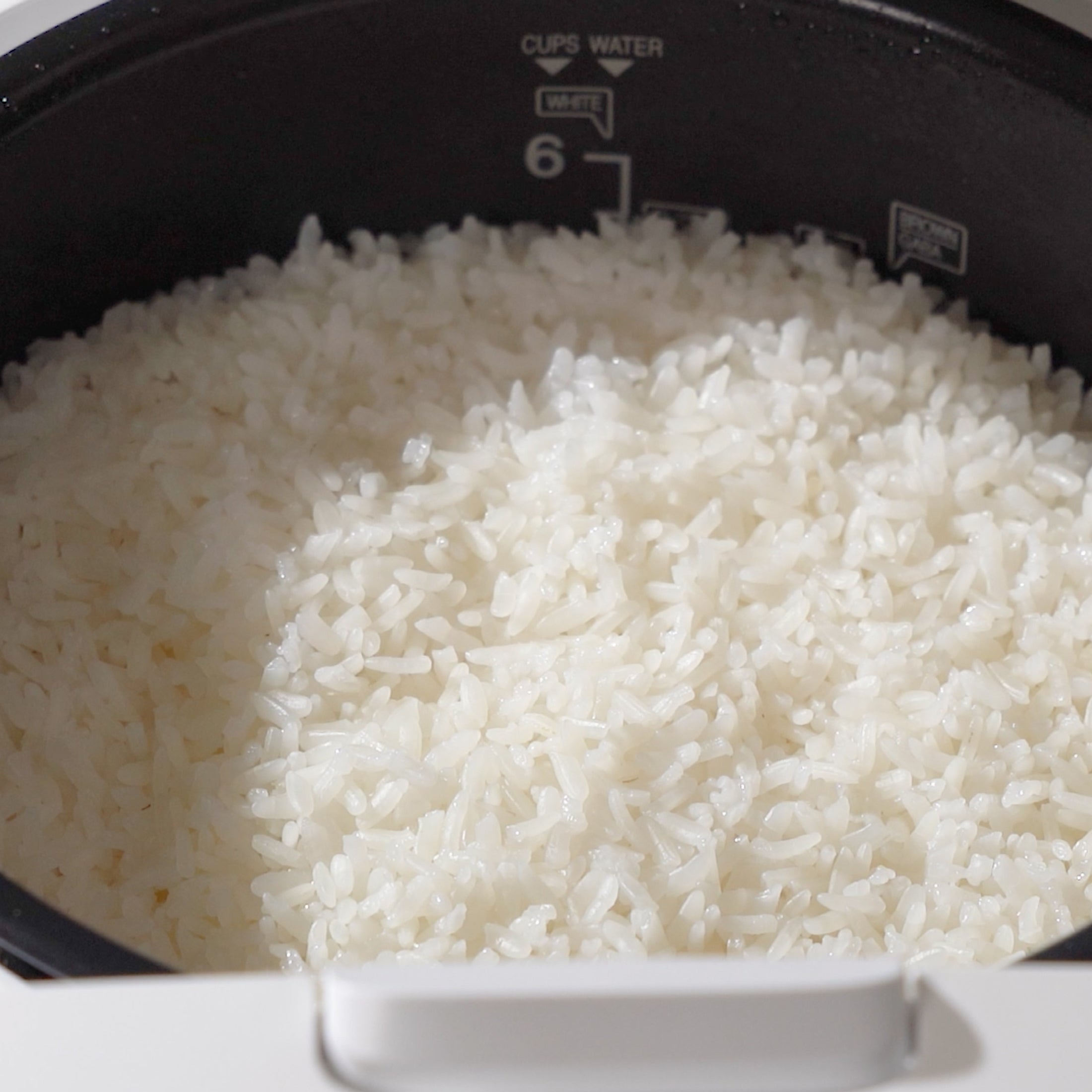 6-Cup Micom Rice Cooker (CR-0661F)
